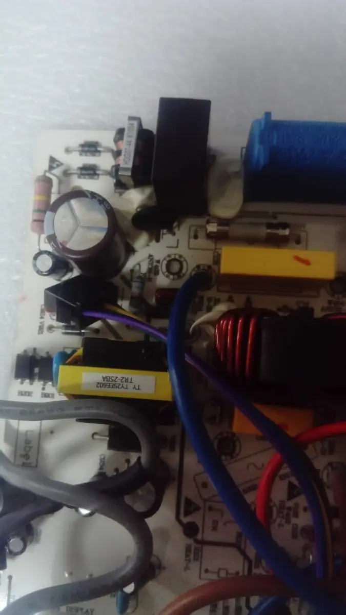 placa_electronica_aire_inverter_un__interior_bgh_bsihe30cp (5)