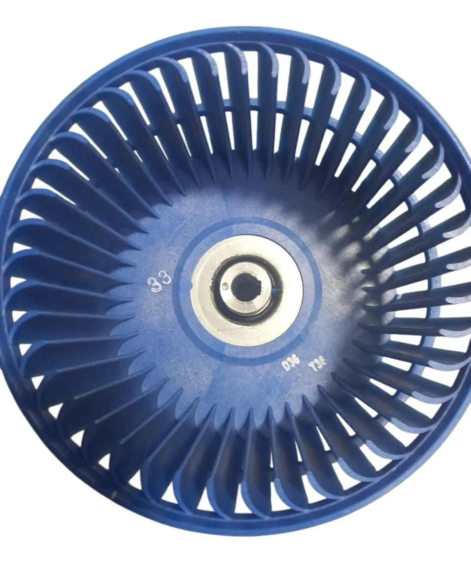 turbina_centrifuga_aire_a__piso_techo_170_mm_x_210mm